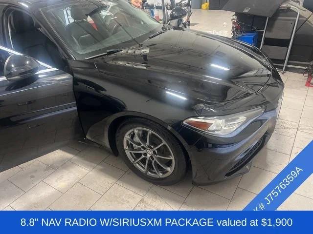 alfa romeo giulia 2018 ZARFAEBN2J7576359 image alfa romeo giulia 2018 ZARFAEBN2J7576359 image